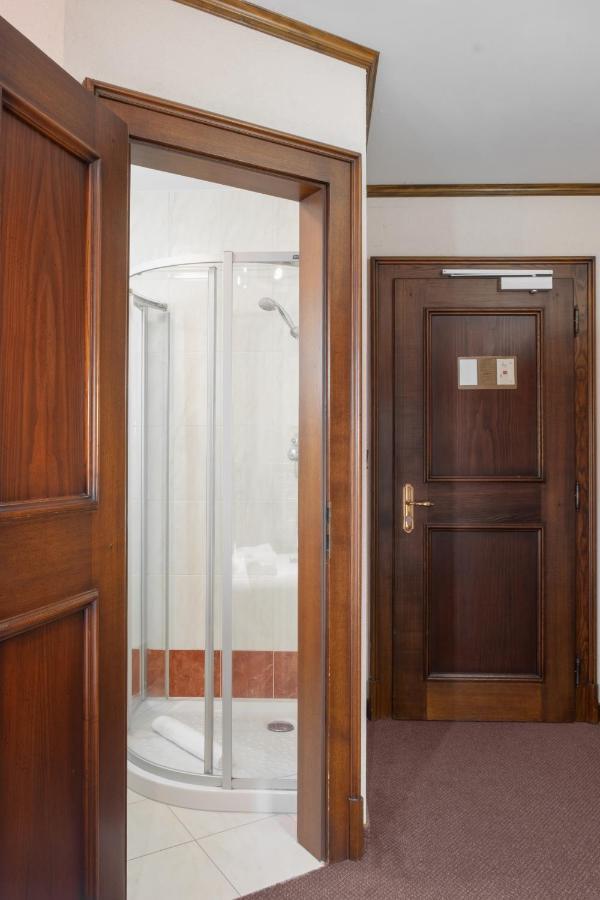 Hotel Au Heimbach Lembach Εξωτερικό φωτογραφία