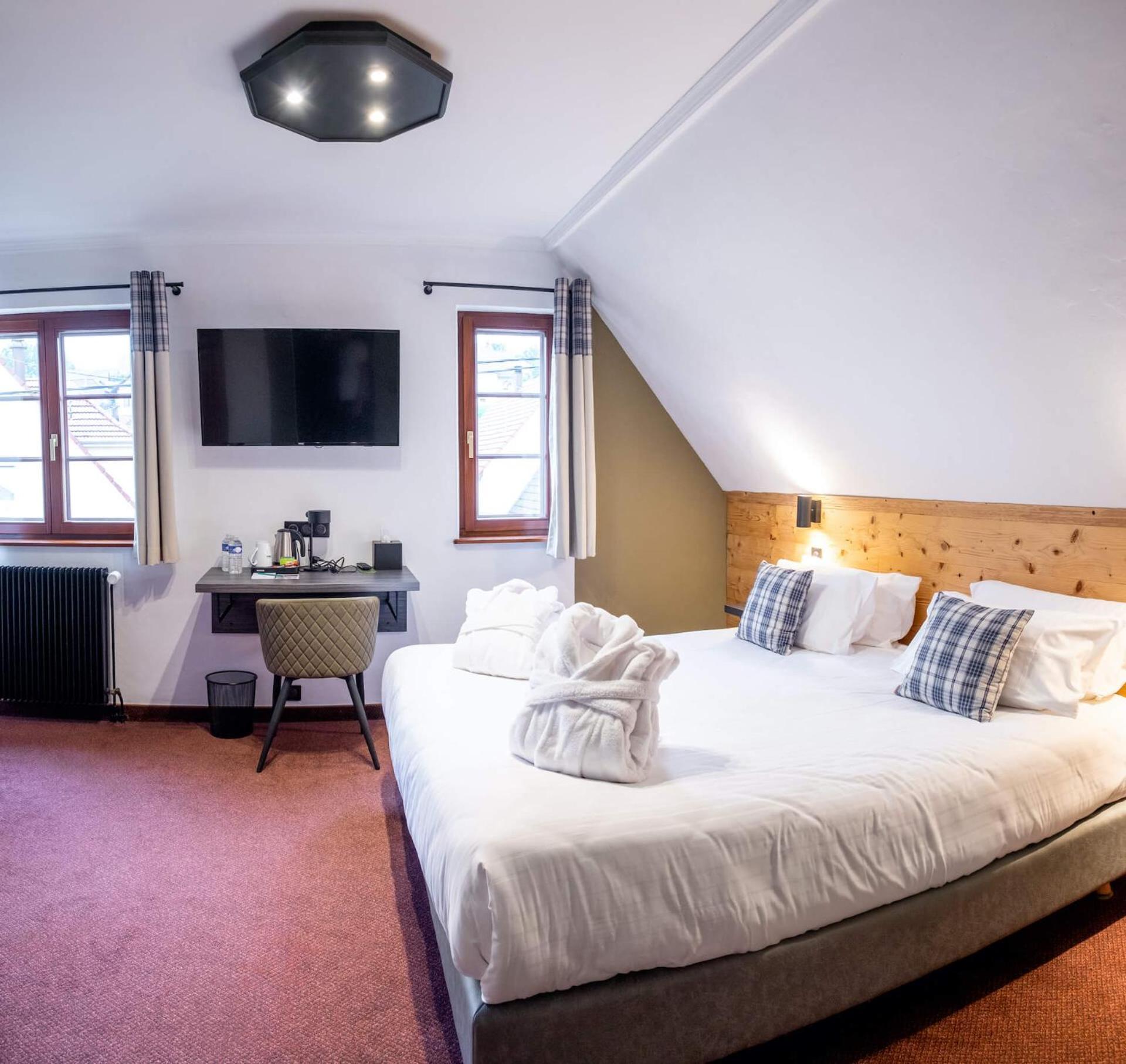 Hotel Au Heimbach Lembach Εξωτερικό φωτογραφία