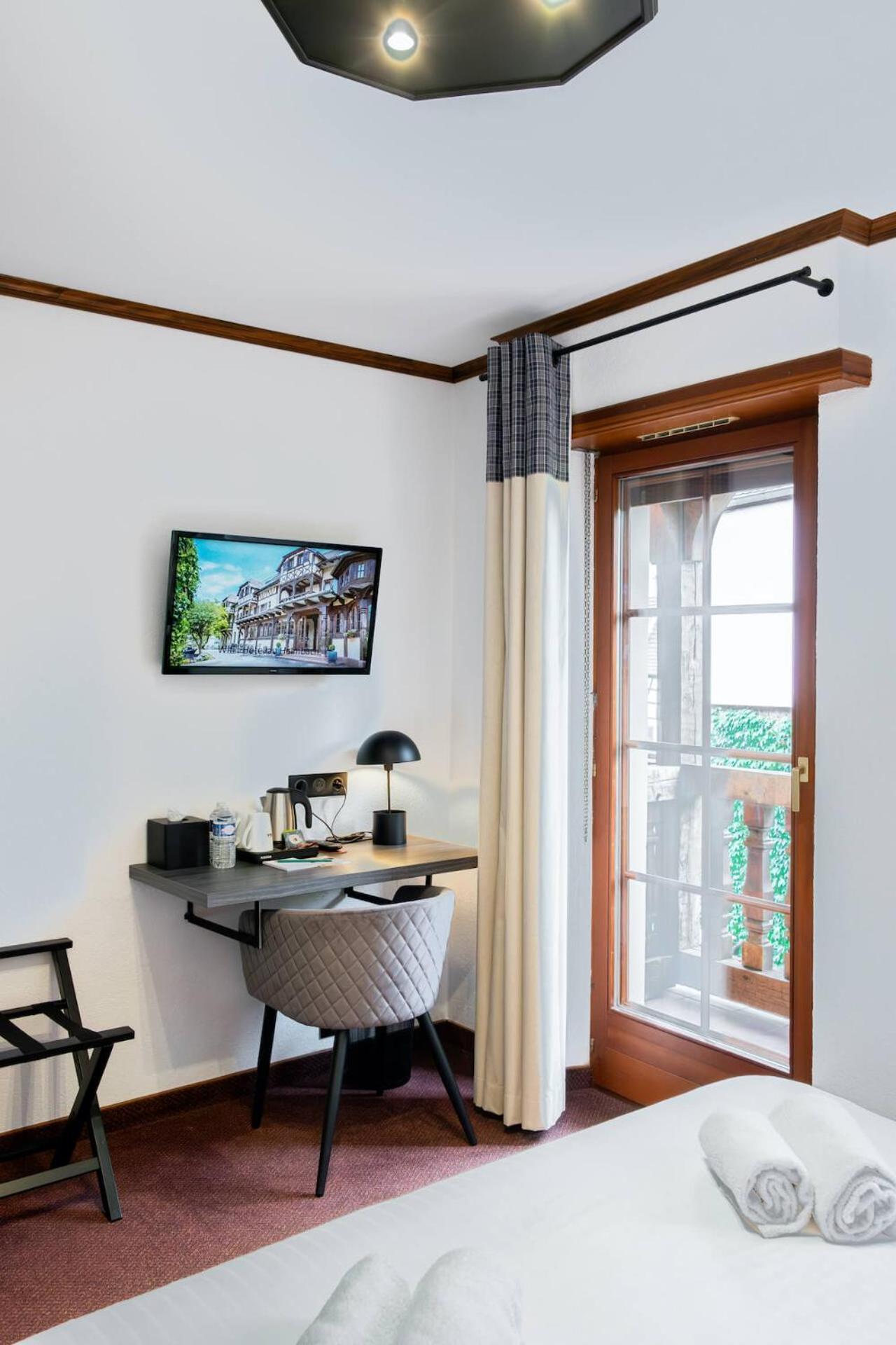 Hotel Au Heimbach Lembach Εξωτερικό φωτογραφία